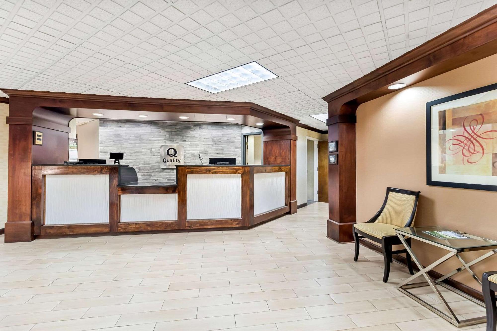 Quality Inn & Suites Florence Civic Center Εξωτερικό φωτογραφία