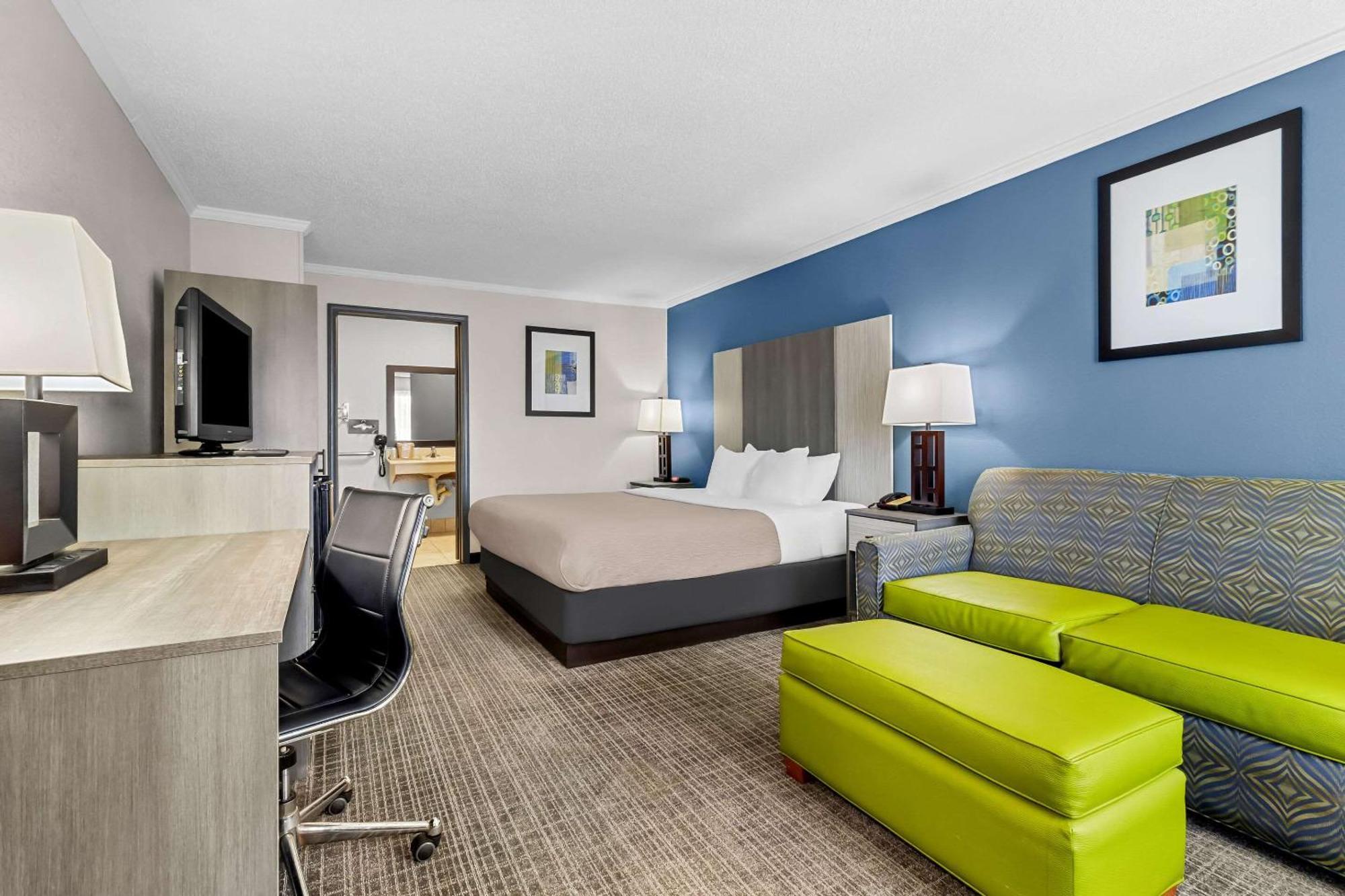 Quality Inn & Suites Florence Civic Center Εξωτερικό φωτογραφία