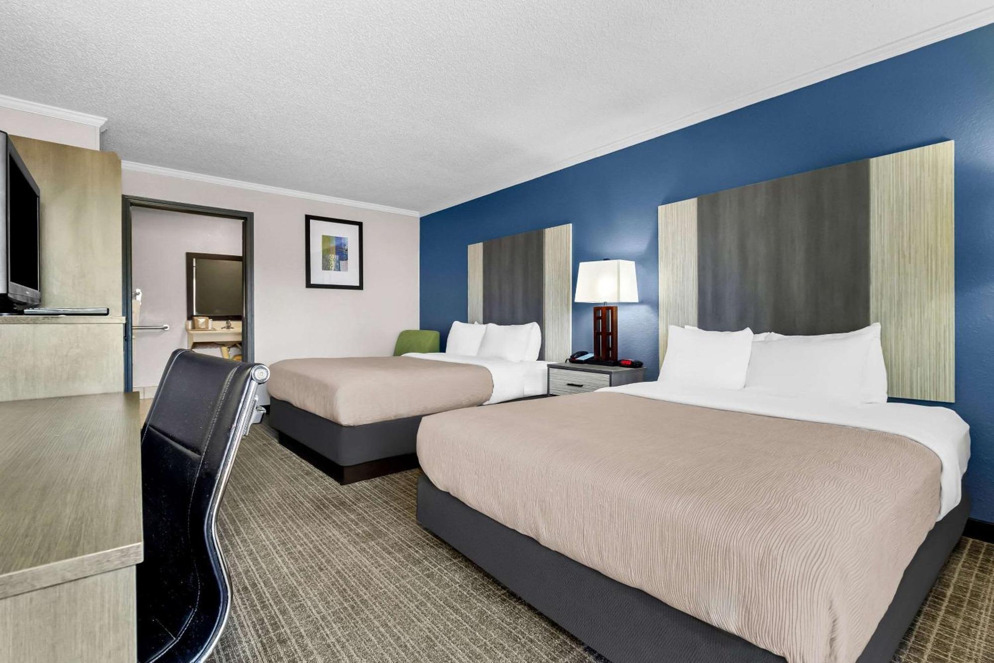 Quality Inn & Suites Florence Civic Center Εξωτερικό φωτογραφία