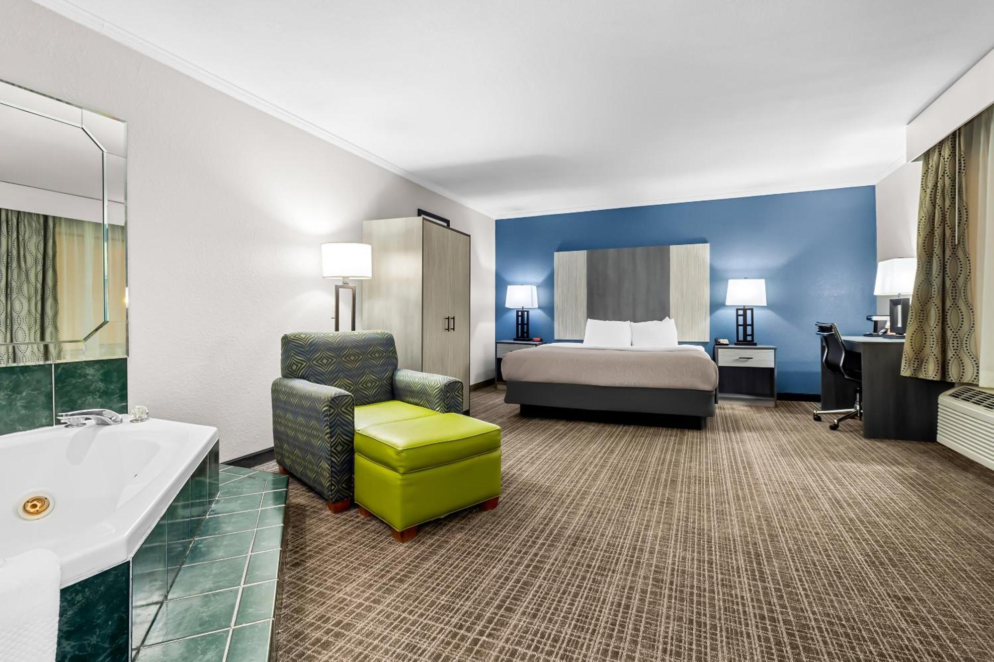 Quality Inn & Suites Florence Civic Center Εξωτερικό φωτογραφία