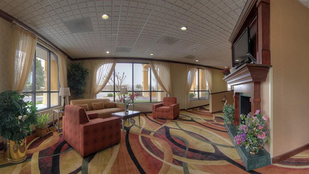 Quality Inn & Suites Florence Civic Center Εξωτερικό φωτογραφία