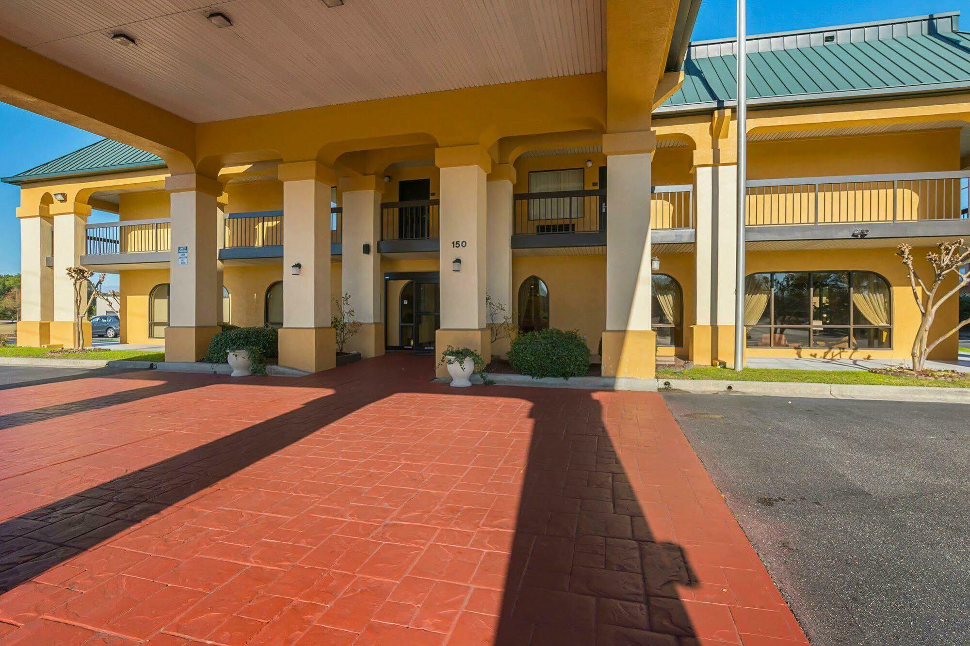 Quality Inn & Suites Florence Civic Center Εξωτερικό φωτογραφία