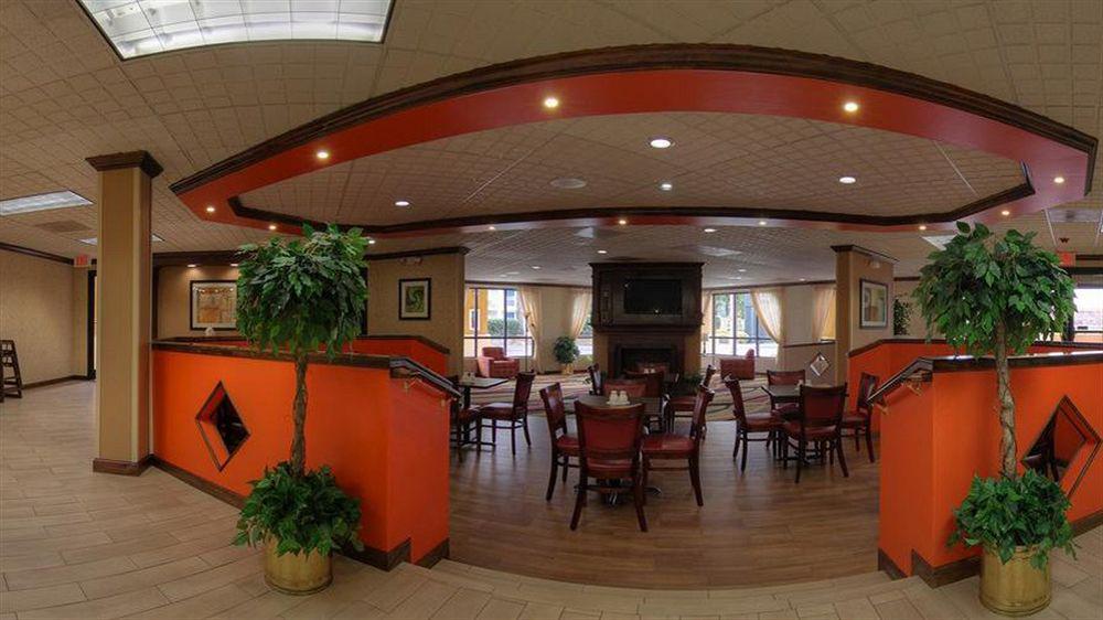 Quality Inn & Suites Florence Civic Center Εξωτερικό φωτογραφία